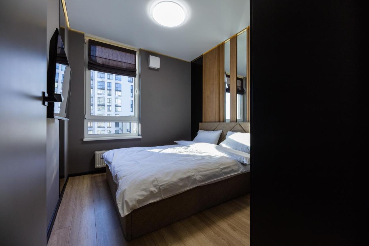 Fayna Town - Loft Black - Nyvky Kyjev Exteriér fotografie